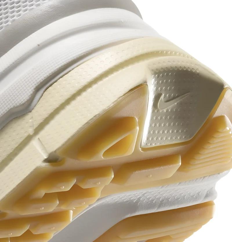 image-upscale example - clothing