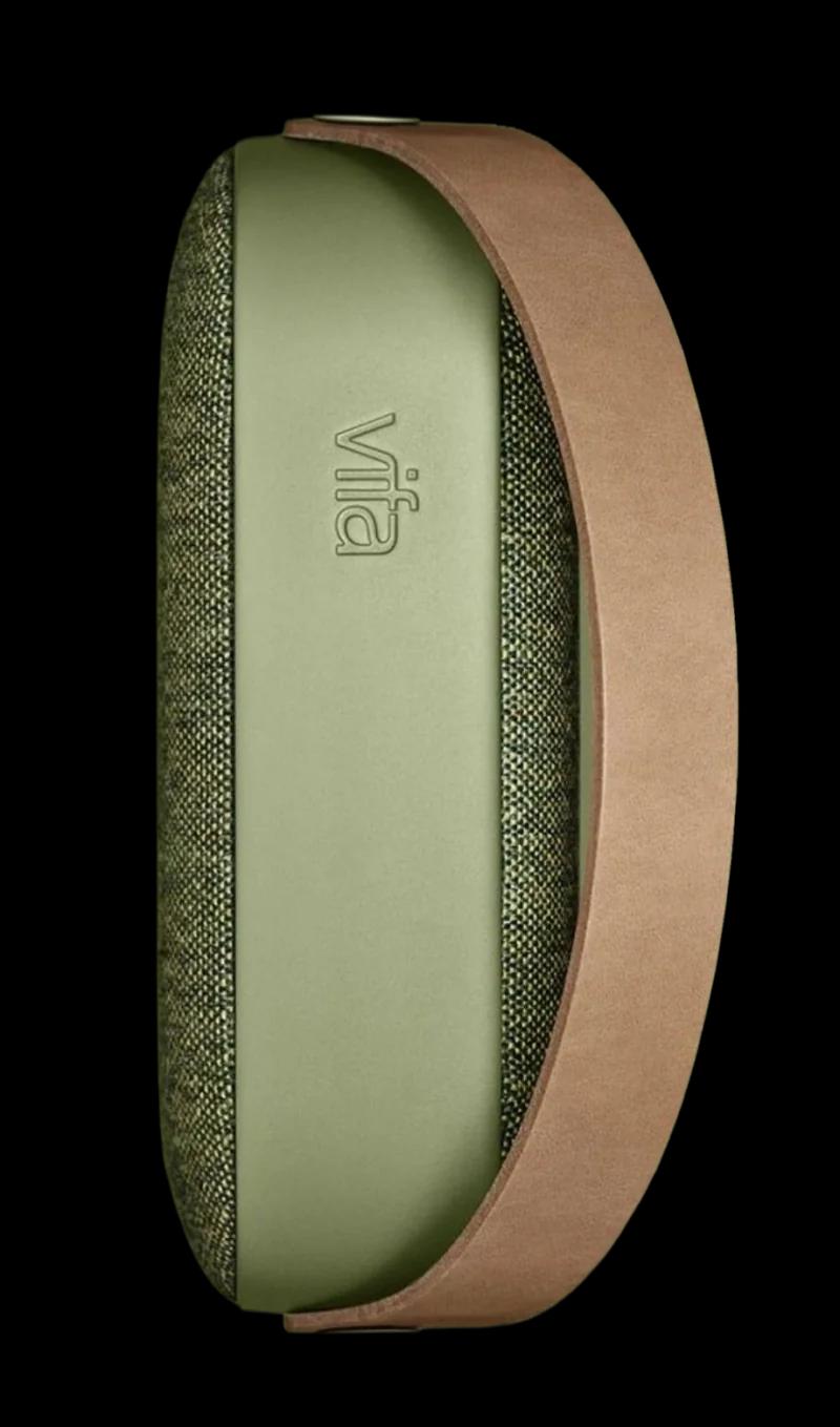 background-removal example - electronics