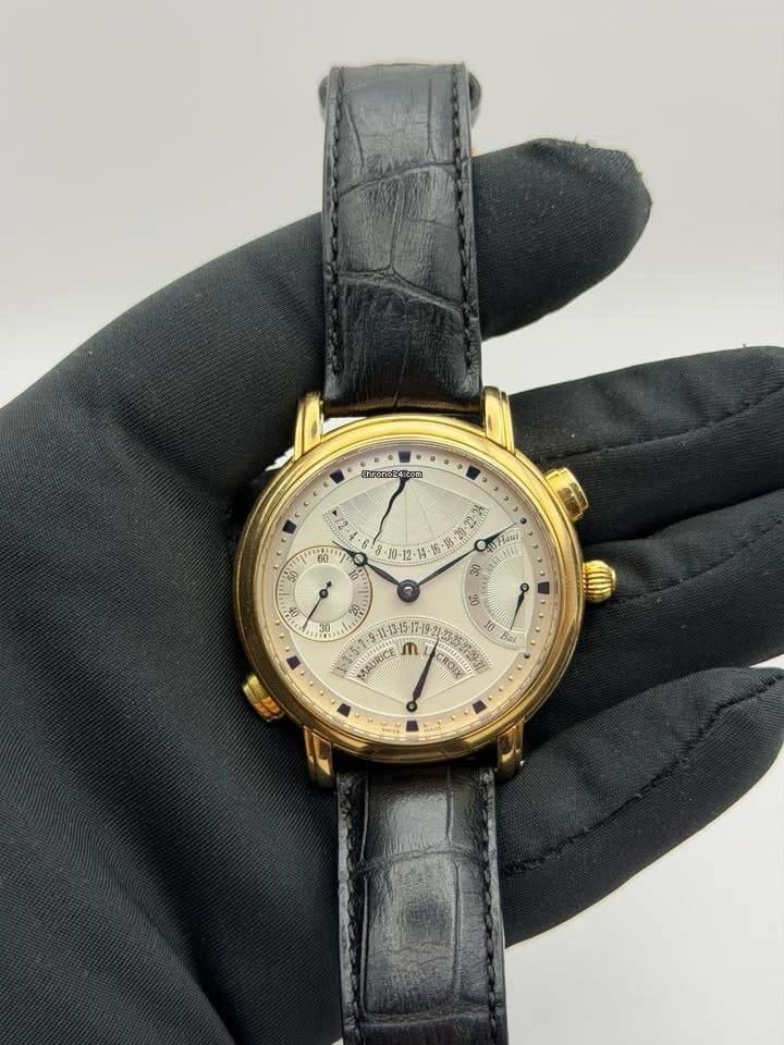 Empty room before virtual staging