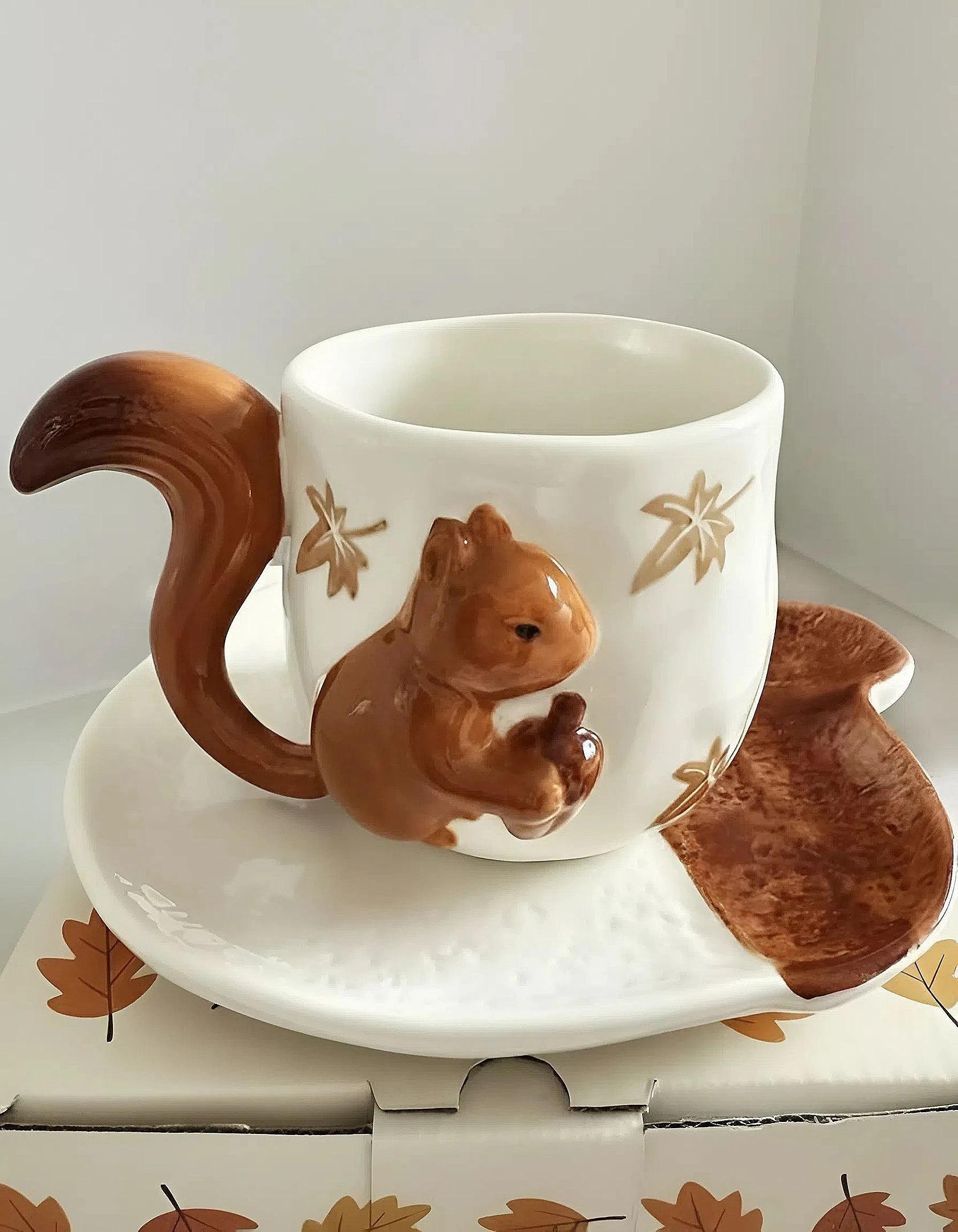 Empty room before virtual staging