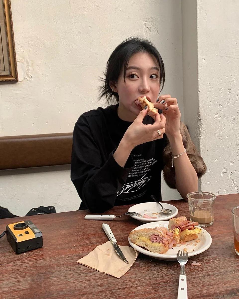 Social Media Ready Portraits: Get the Perfect Shot with AI Variations